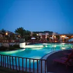 Apartamento In With Pool Villasimius