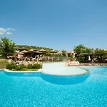 Apartamento In With Pool