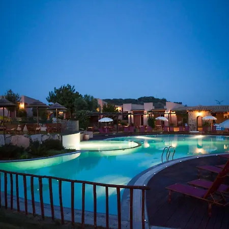 Apartment In With Swimming Pool Villasimius
